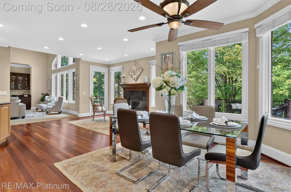 3129 SAND PEBBLE COVE DRIVE Hamburg Township, MI 48169