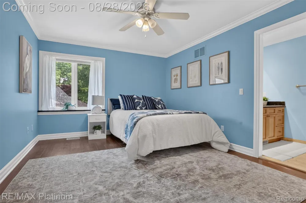 3129 SAND PEBBLE COVE DRIVE Hamburg Township, MI 48169