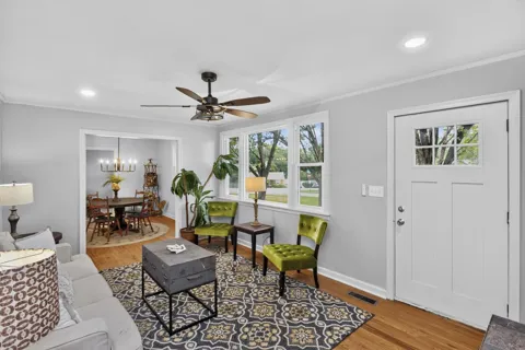 900 Vantrease Rd