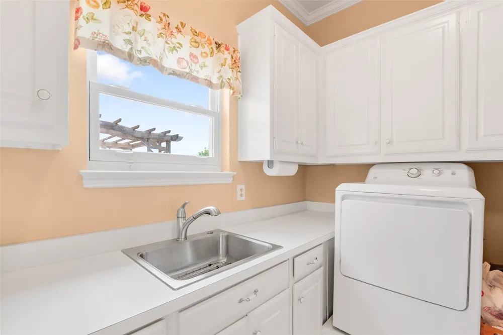 404 High Meadow Lane Heath, TX 75032
