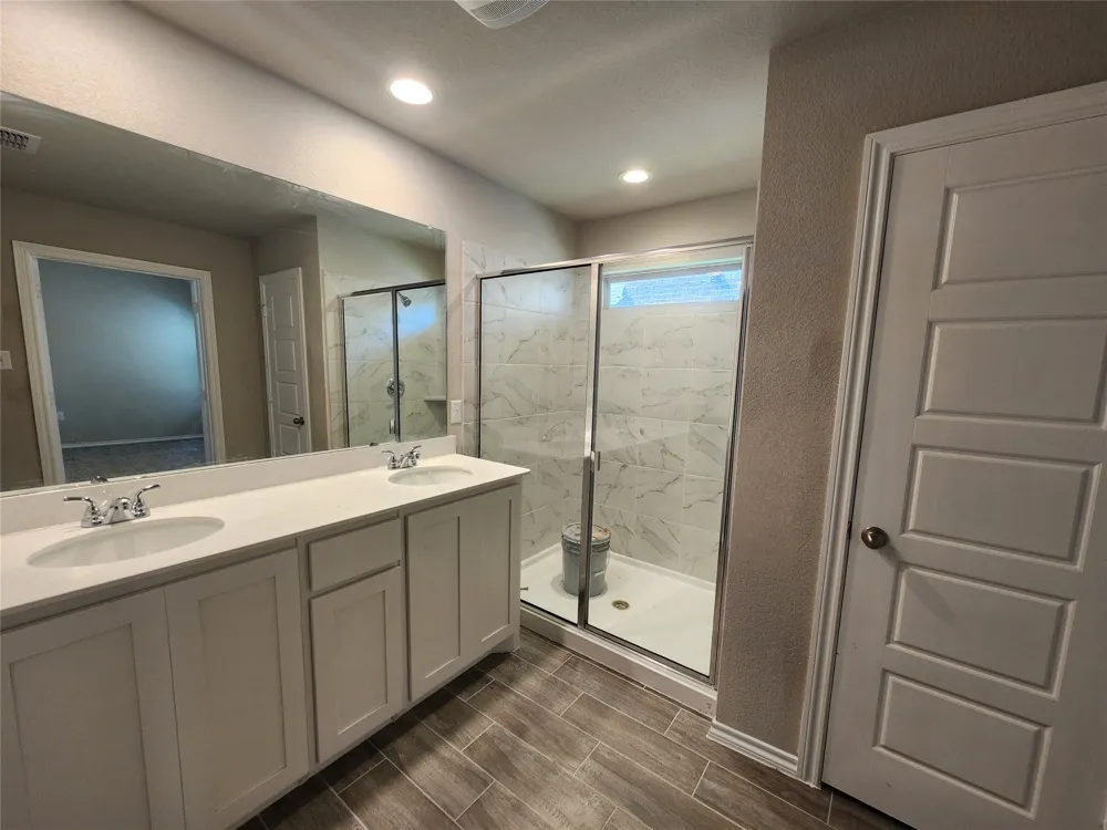 355 Freestall Drive Midlothian, TX 76065