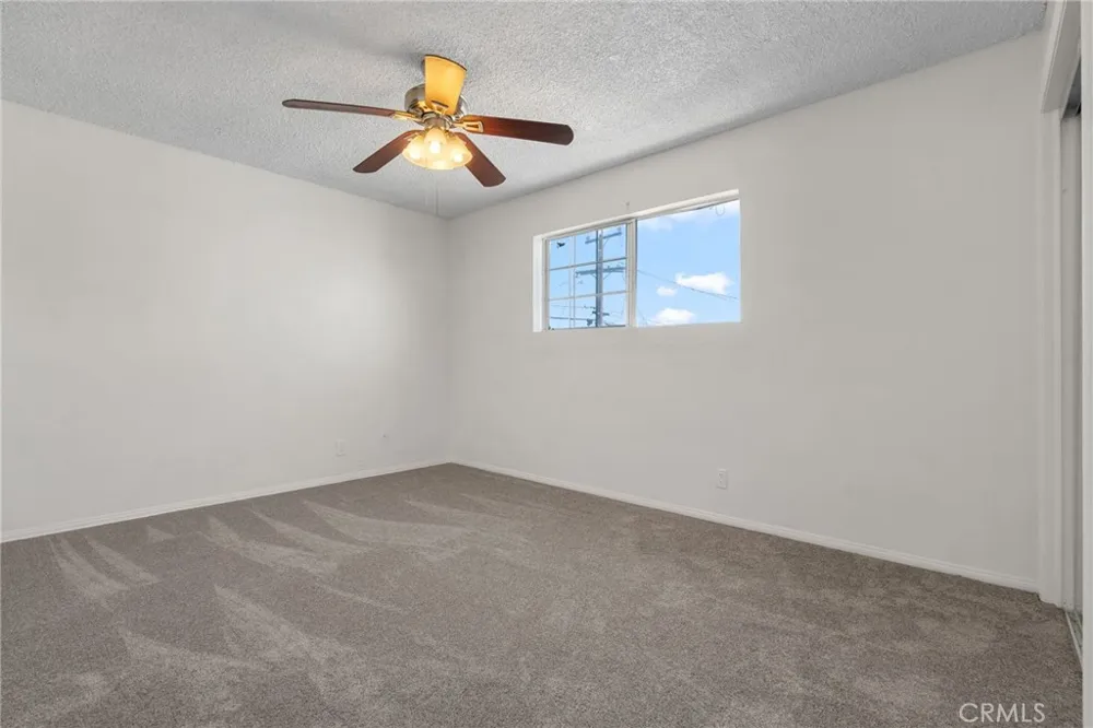536 S Sadler Los Angeles, CA 90022