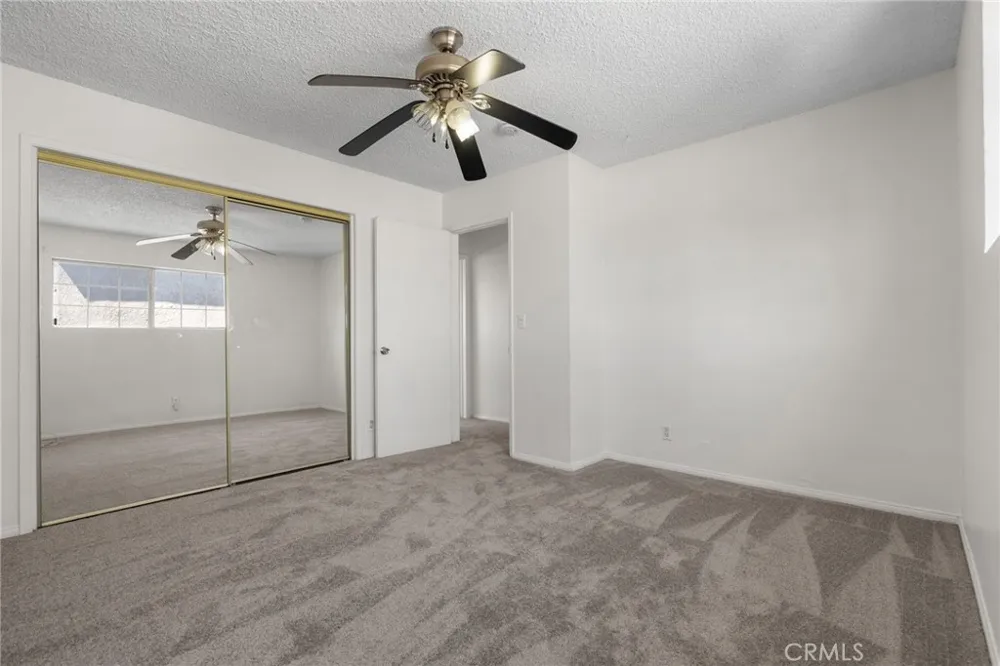 536 S Sadler Los Angeles, CA 90022