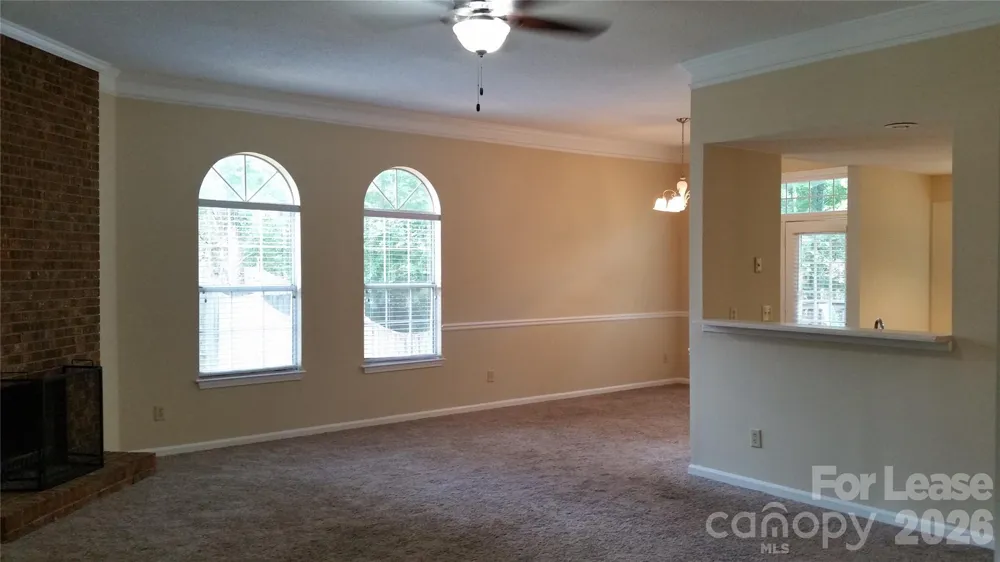 12511 Agate Lane Pineville, NC 28134