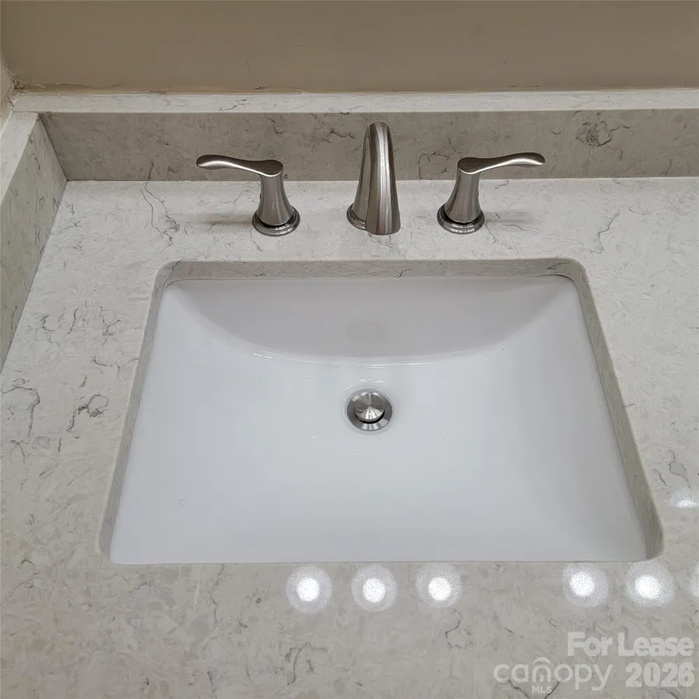 12511 Agate Lane Pineville, NC 28134
