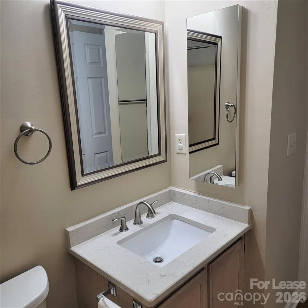 12511 Agate Lane Pineville, NC 28134