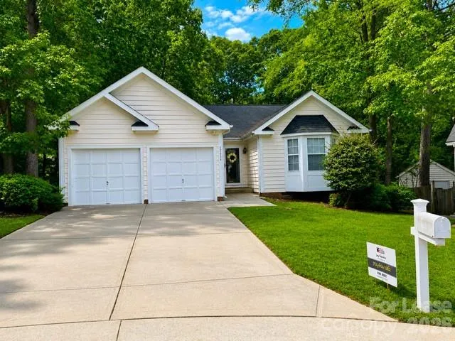 12511 Agate Lane Pineville, NC 28134