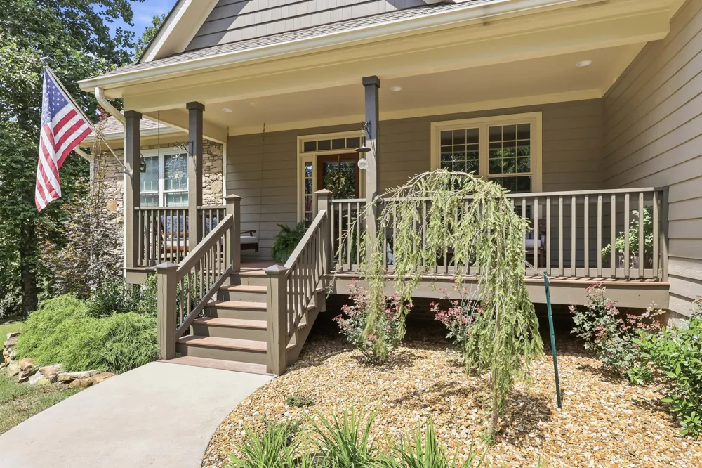 1625 River Bluffs Drive Jasper, TN 37347