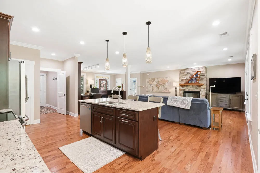 1625 River Bluffs Drive Jasper, TN 37347