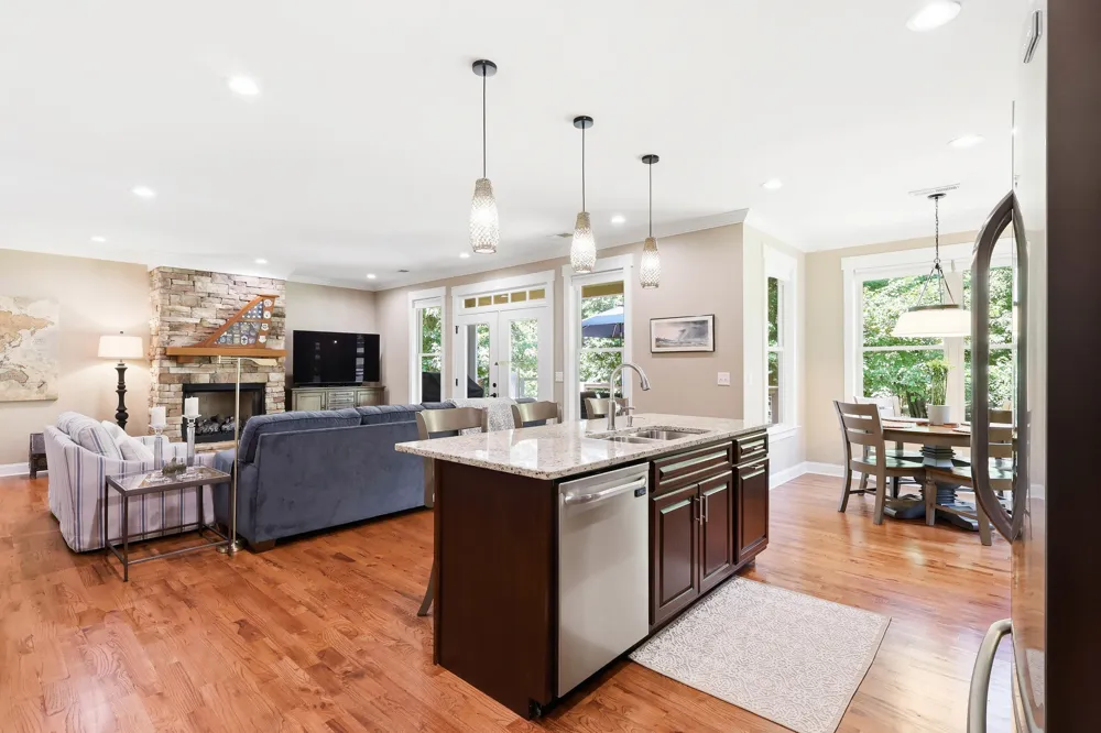 1625 River Bluffs Drive Jasper, TN 37347