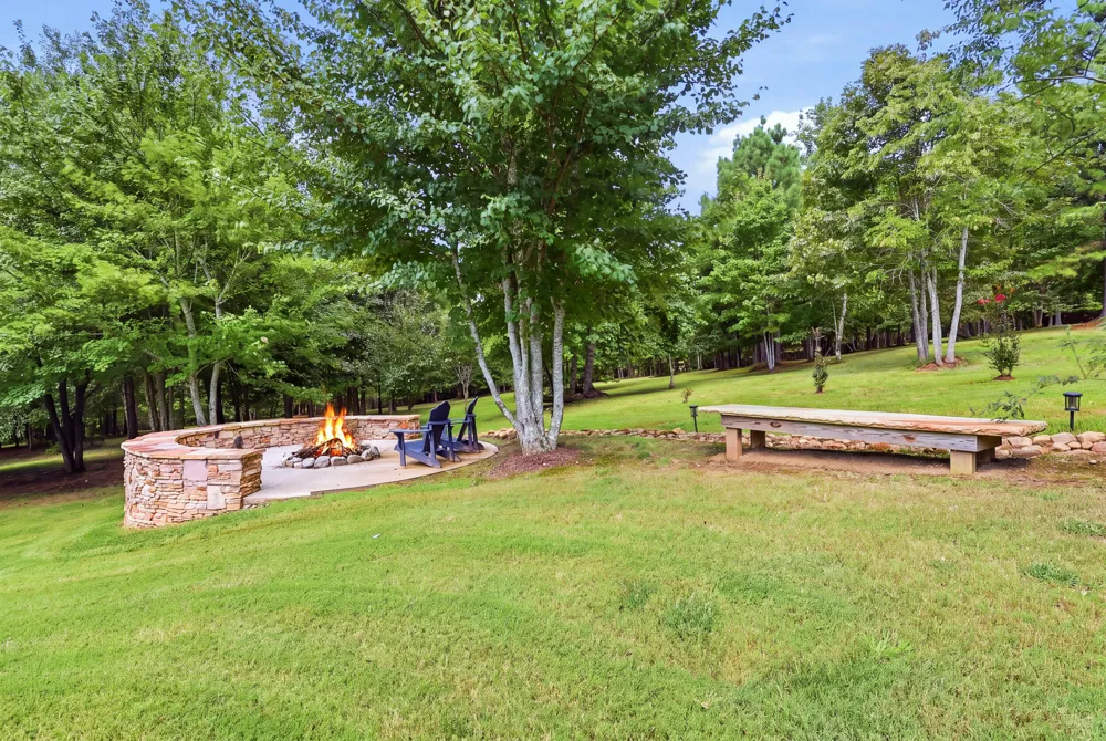 1625 River Bluffs Drive Jasper, TN 37347