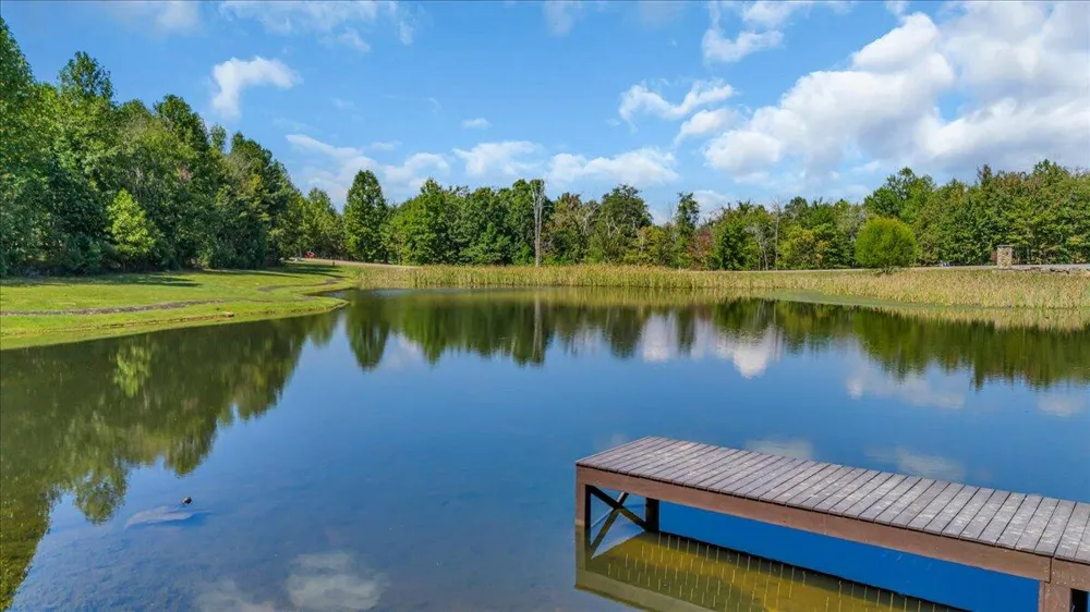 1625 River Bluffs Drive Jasper, TN 37347