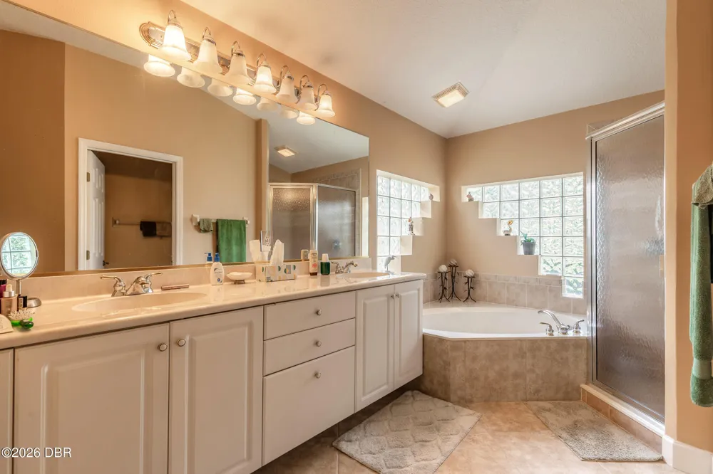 1283 Royal Pointe Lane Ormond Beach, FL 32174