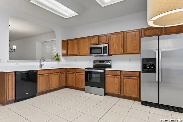 14627 TIOGA BND Helotes, TX 78023
