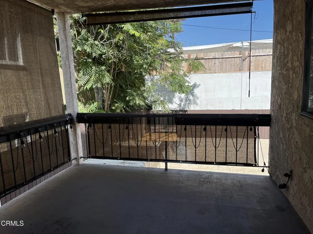 320 Mchenry Road #27 Glendale, CA 91206