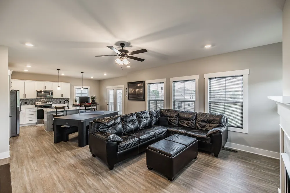 1017 Camden Trl Greenbrier, TN 37073