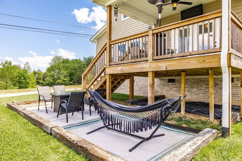 1017 Camden Trl Greenbrier, TN 37073