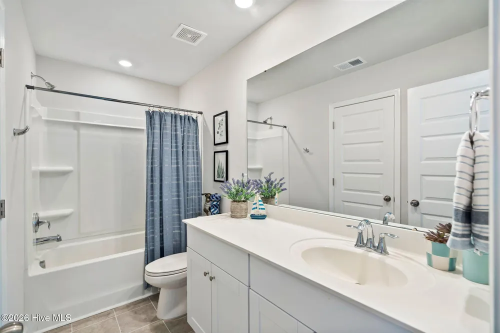 9200 Island Shore Avenue Calabash, NC 28467