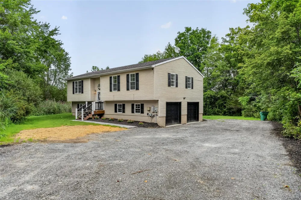 694 State Route 32 Wallkill, NY 12589