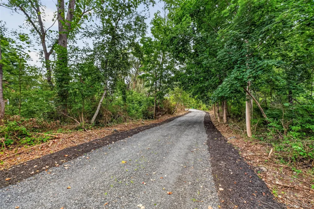 694 State Route 32 Wallkill, NY 12589