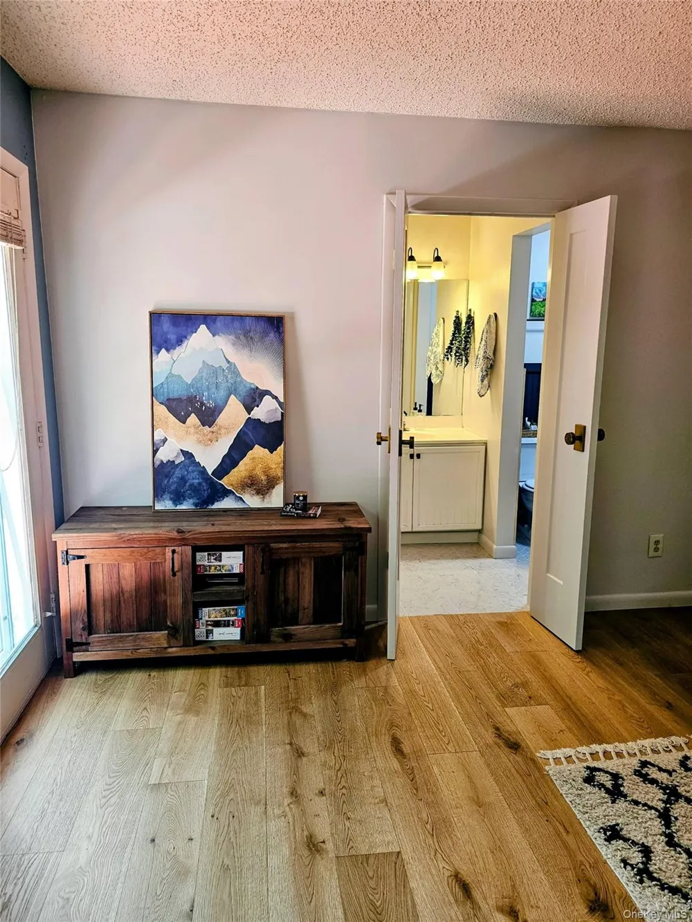 27 Fox Run Woodridge, NY 12789