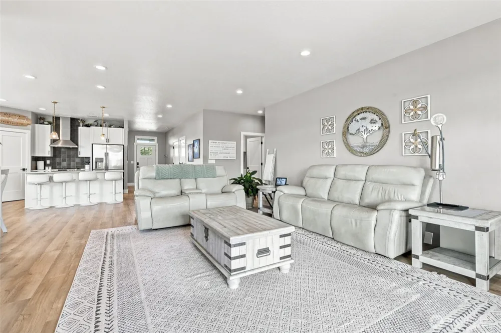 217 Lower County Line Rd Prosser, WA 99350