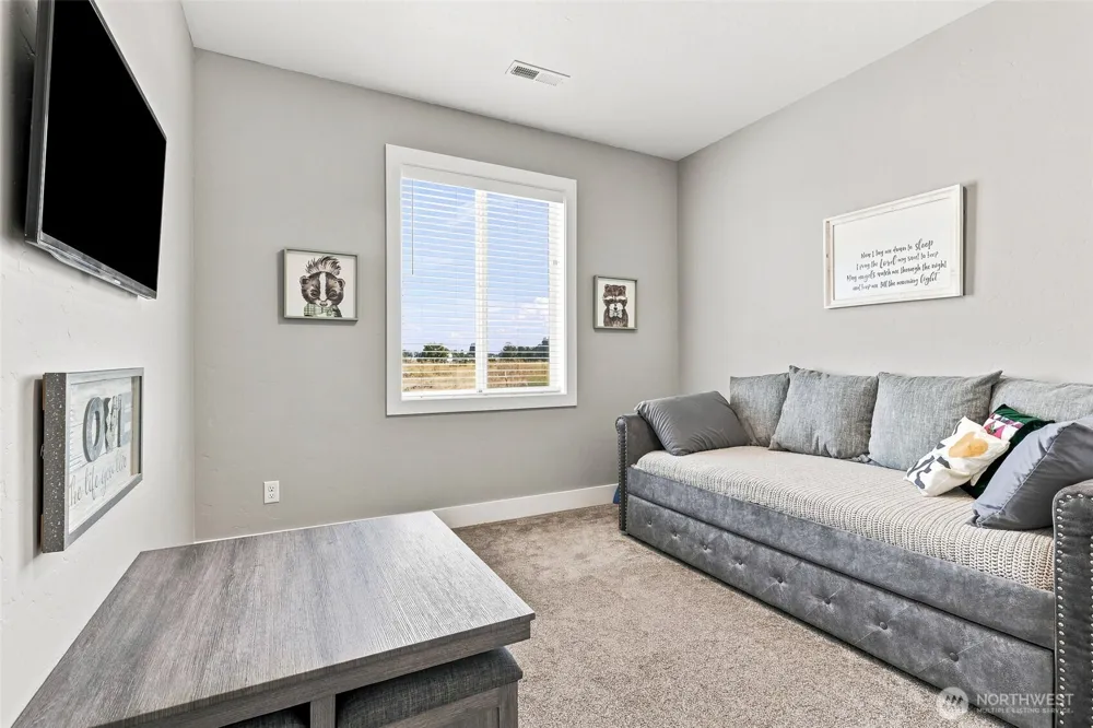 217 Lower County Line Rd Prosser, WA 99350