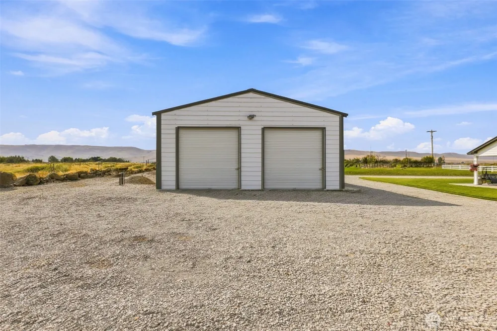 217 Lower County Line Rd Prosser, WA 99350