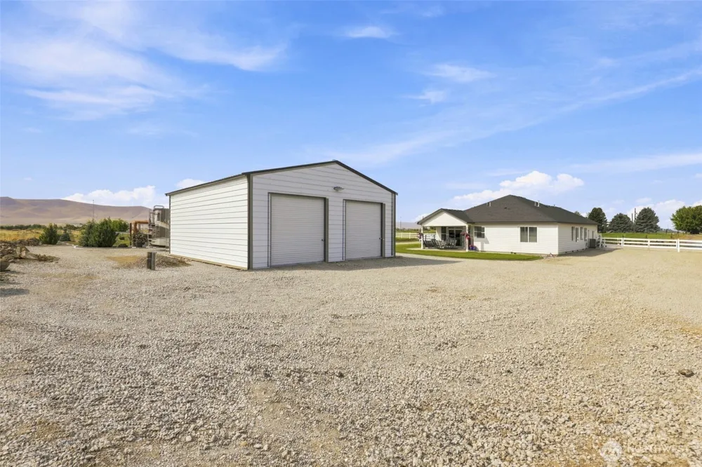 217 Lower County Line Rd Prosser, WA 99350