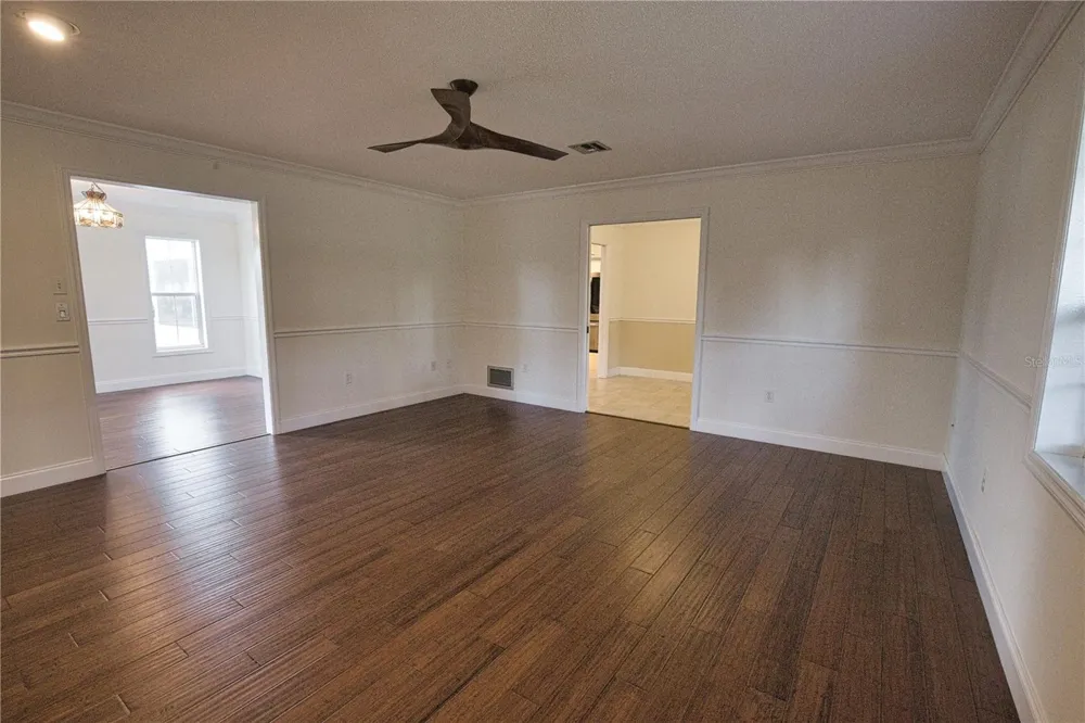 916 BAYSHORE DRIVE Englewood, FL 34223