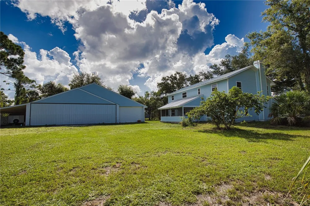 916 BAYSHORE DRIVE Englewood, FL 34223