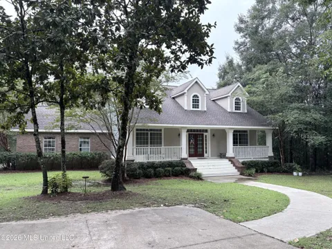2913 Holden Drive