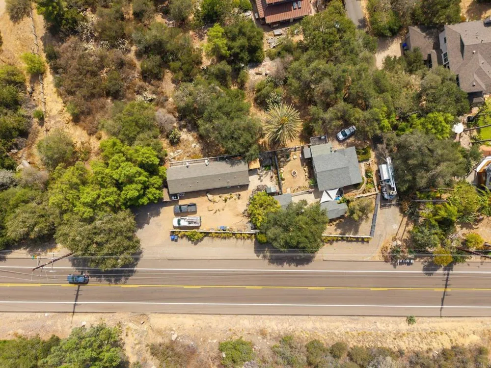 9704 Del Dios Highway Escondido, CA 92029