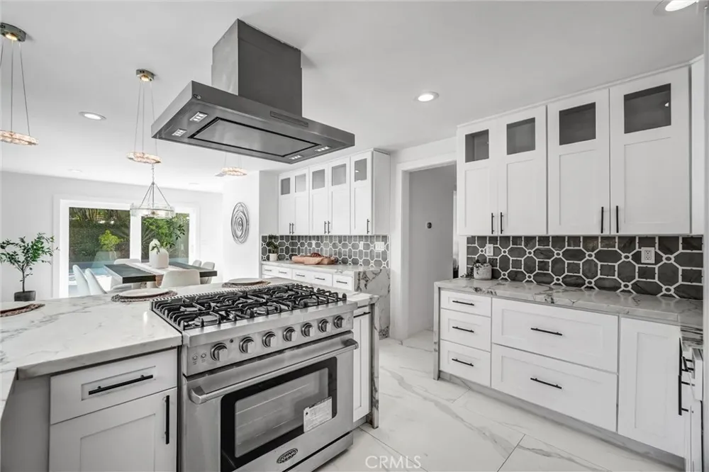 18871 Santa Marta Street Fountain Valley, CA 92708