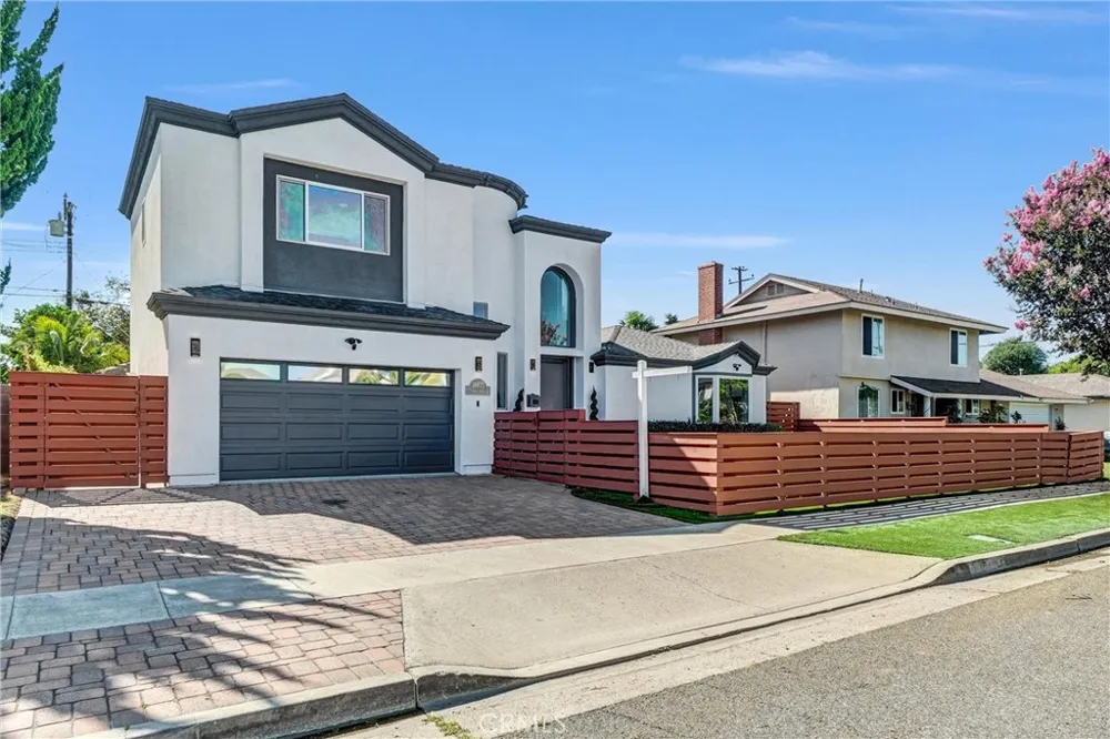 18871 Santa Marta Street Fountain Valley, CA 92708