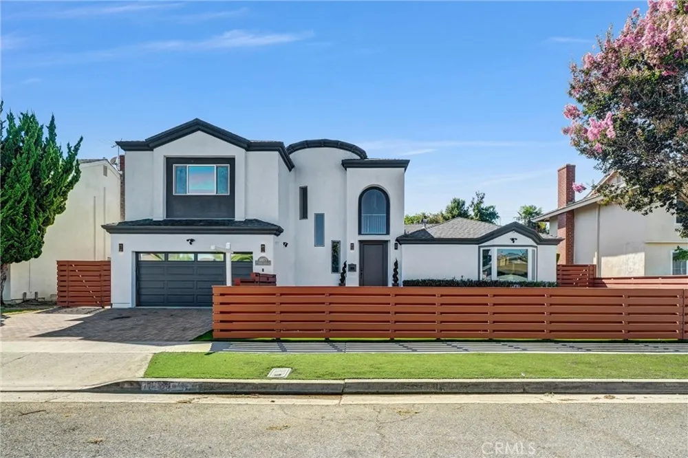18871 Santa Marta Street Fountain Valley, CA 92708