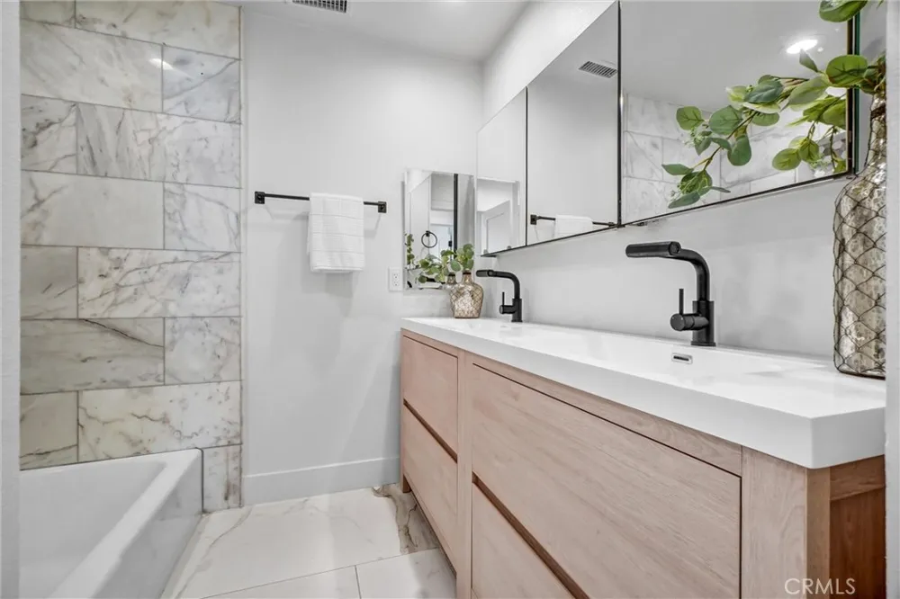 18871 Santa Marta Street Fountain Valley, CA 92708