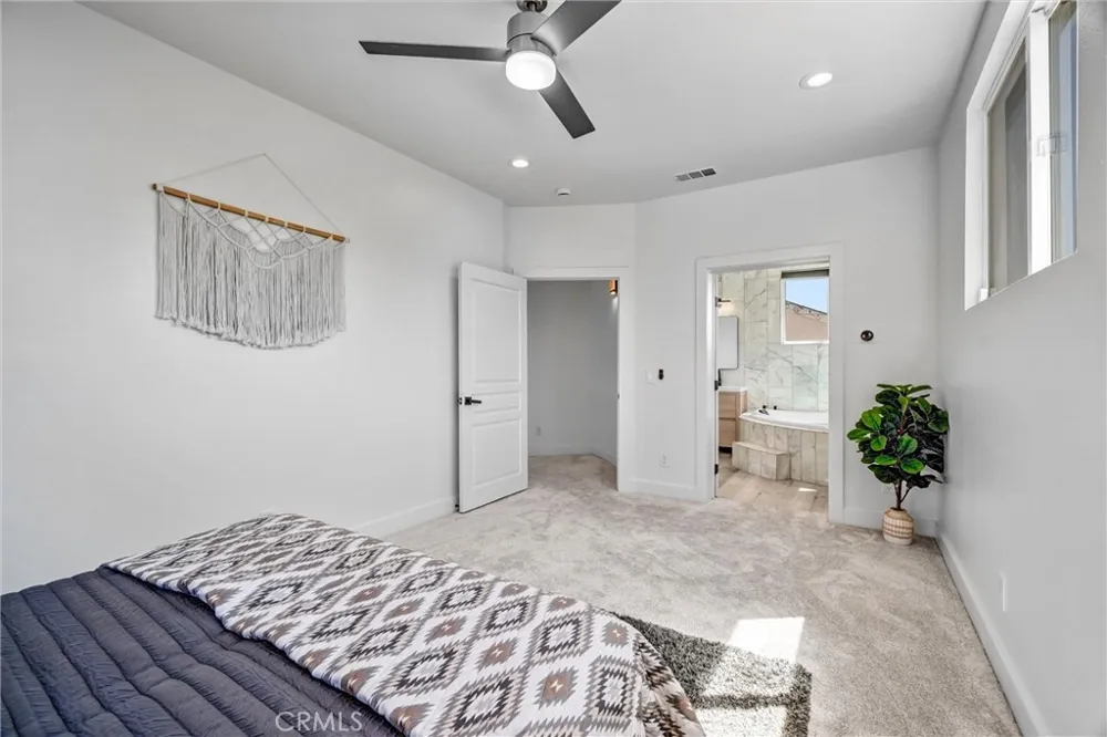 18871 Santa Marta Street Fountain Valley, CA 92708