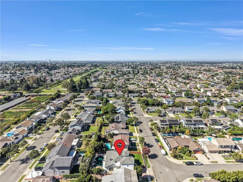 18871 Santa Marta Street Fountain Valley, CA 92708