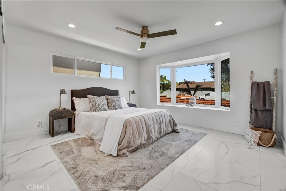 18871 Santa Marta Street Fountain Valley, CA 92708