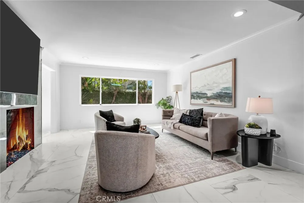 18871 Santa Marta Street Fountain Valley, CA 92708