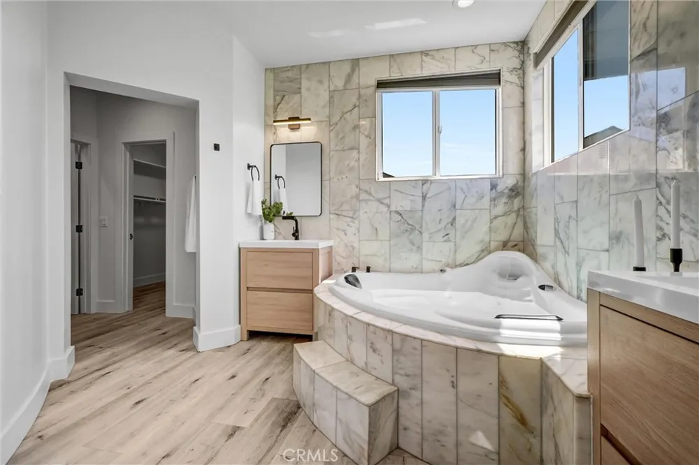 18871 Santa Marta Street Fountain Valley, CA 92708