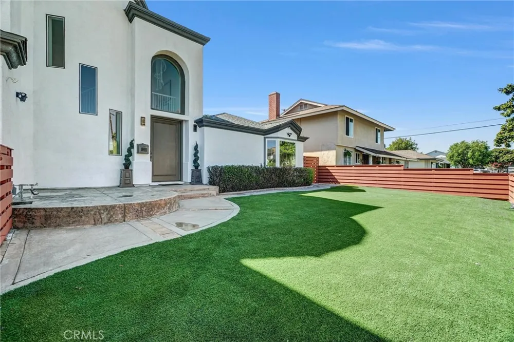 18871 Santa Marta Street Fountain Valley, CA 92708