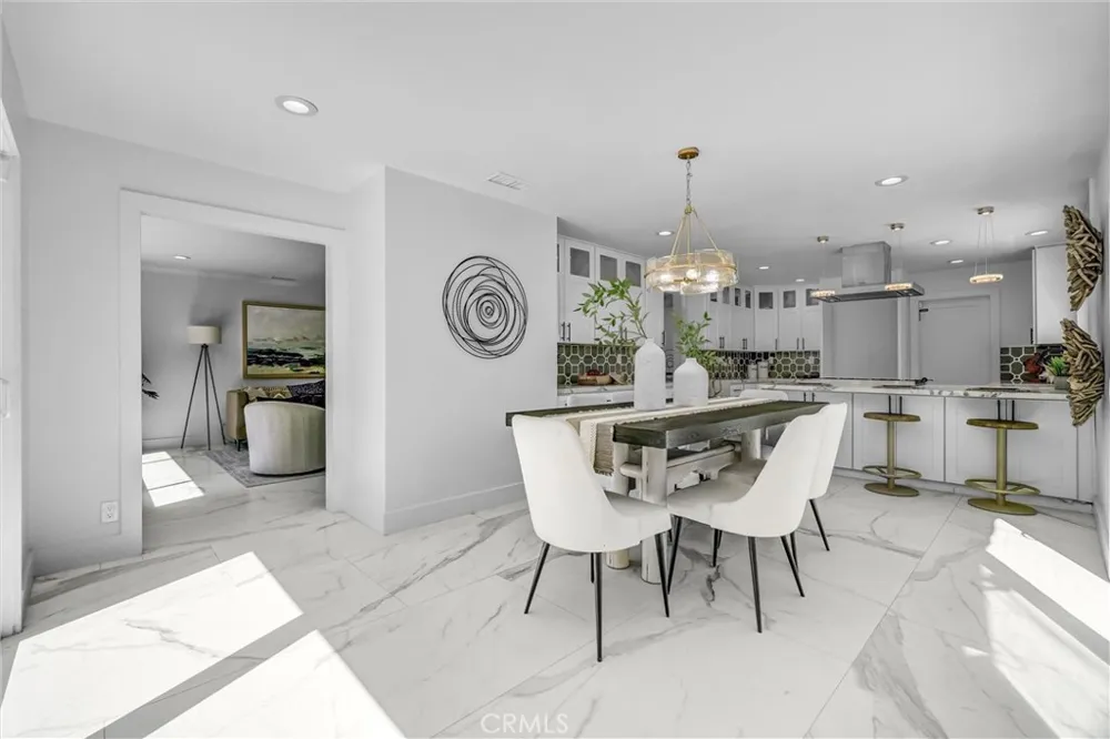18871 Santa Marta Street Fountain Valley, CA 92708