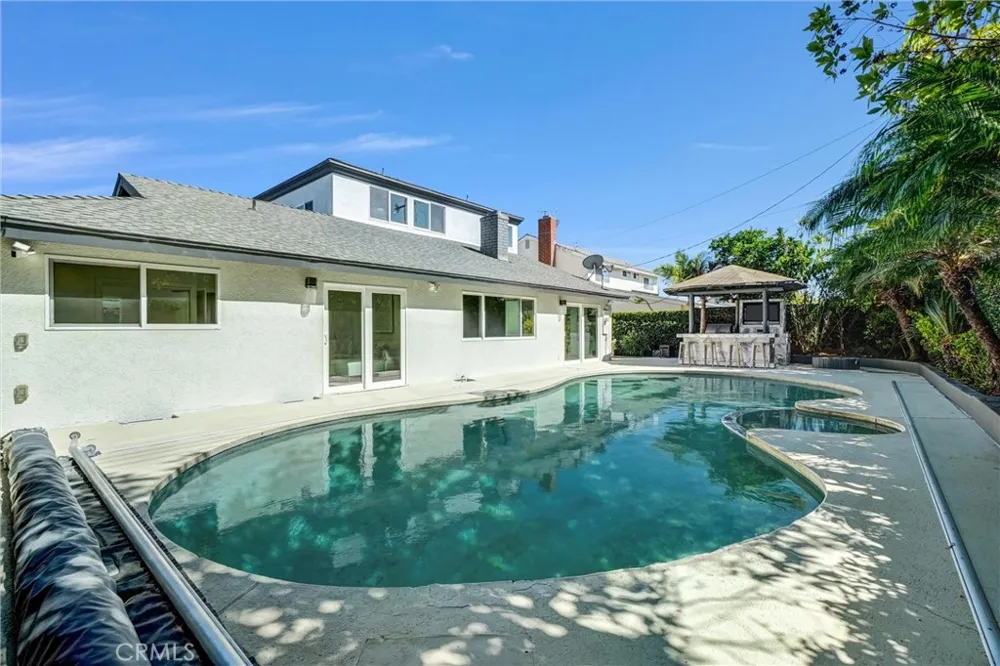 18871 Santa Marta Street Fountain Valley, CA 92708