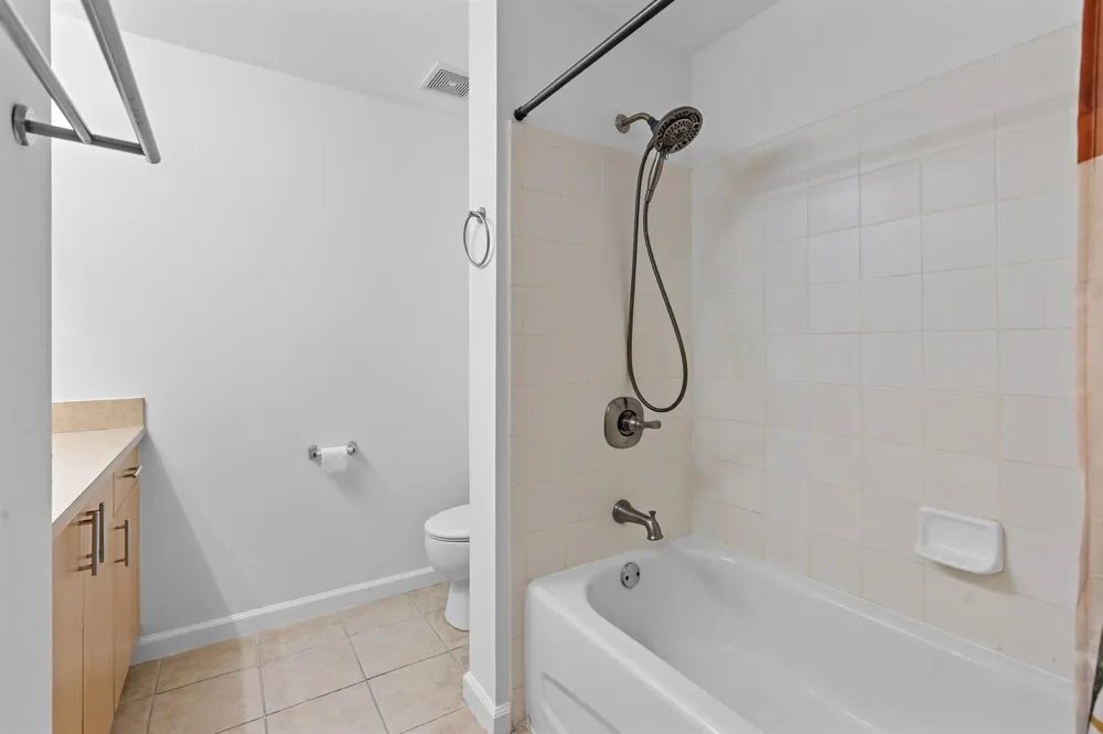 533 NE 3rd Avenue #425 Fort Lauderdale, FL 33301
