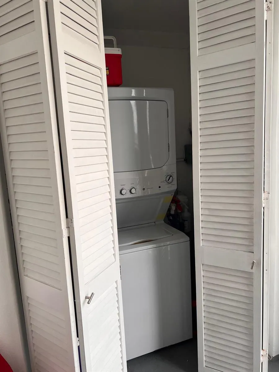 2131 NE 1ST COURT #203 Boynton Beach, FL 33435