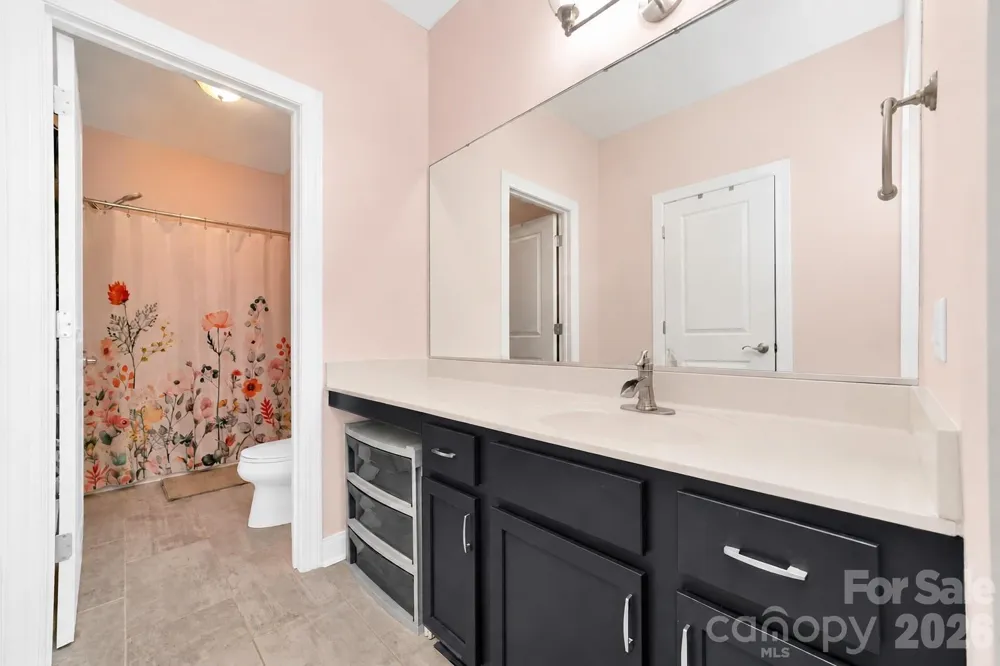 94 Foxden Drive #101 Fletcher, NC 28732