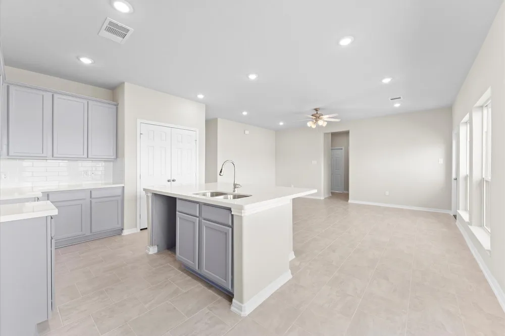 1364 Mixander Way La Porte, TX 77571
