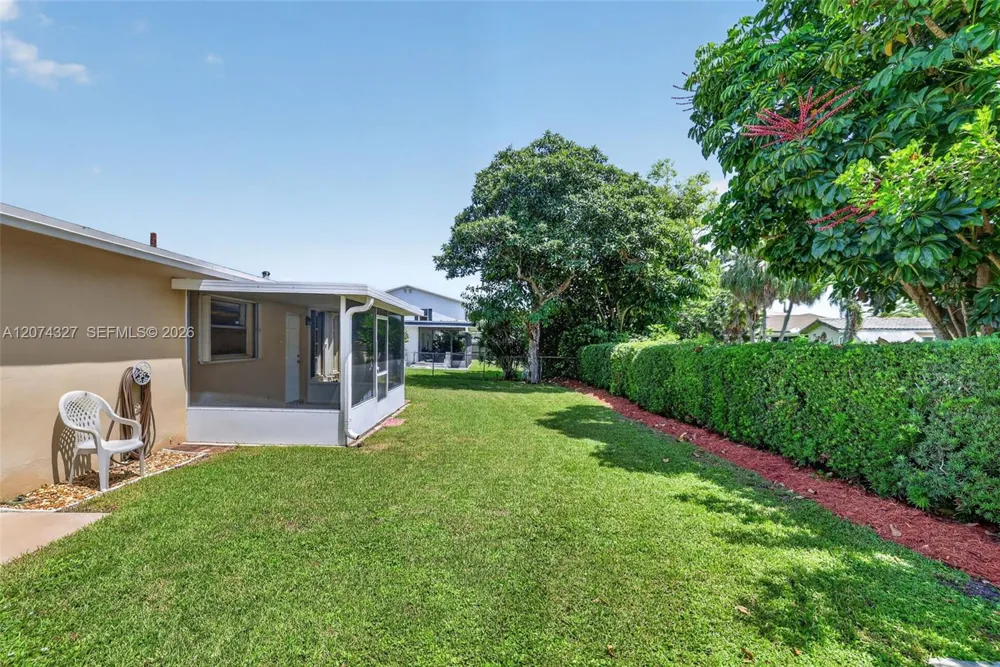 148 SW 126th Ave Plantation, FL 33325